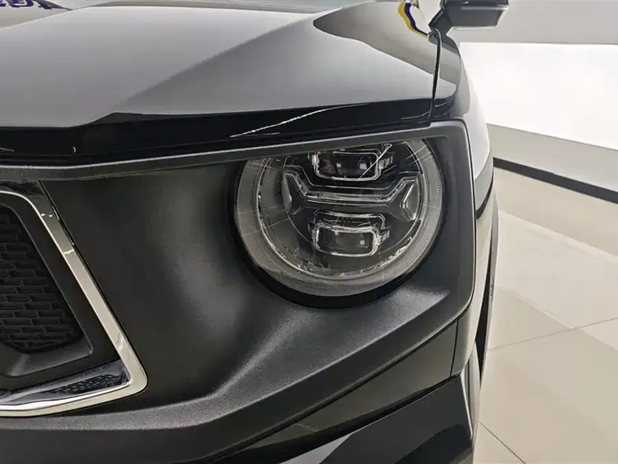 Haval Big Dog PLUS Haval Big Dog PLUS 2023 2.0T 2WD Trendy Wild Edition Plus 2025 — миниатюра 2