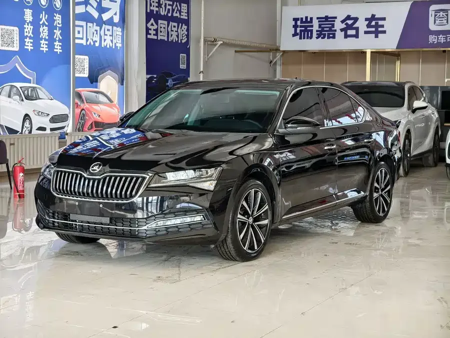 Skoda SuperB Super 2023 TSI280 DSG Exclusive Edition 2023 — миниатюра 3