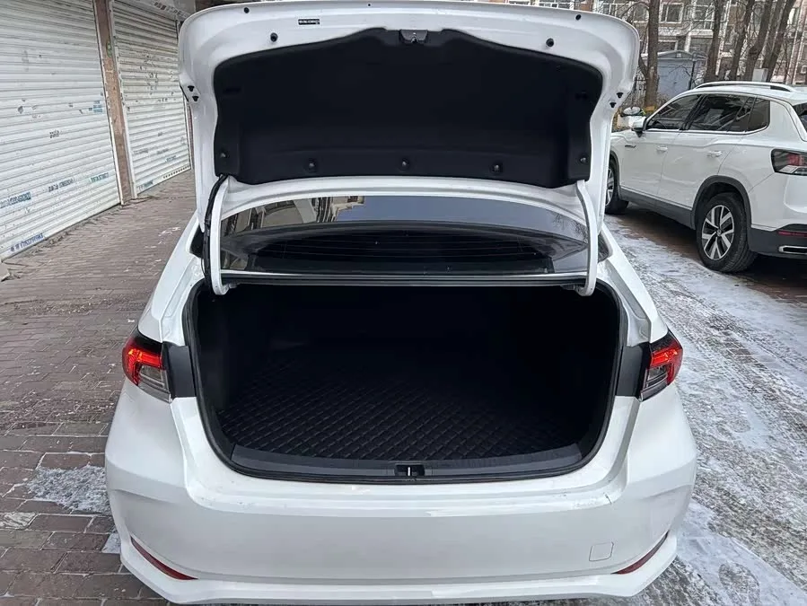 Toyota Corolla Corolla 2022 TNGA 1.5L CVT Pioneer Edition 2022 — миниатюра 4