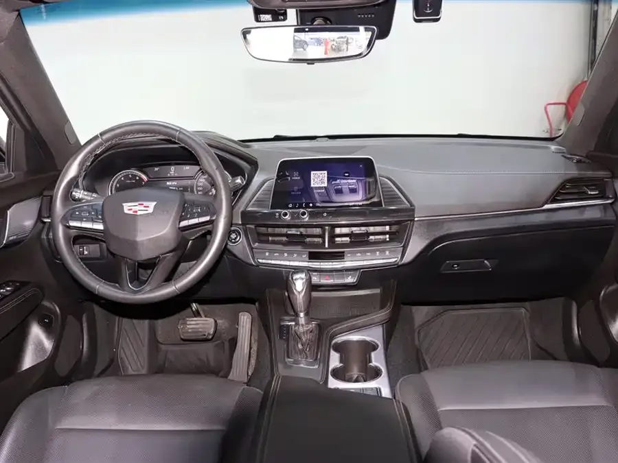 Cadillac CT4 2022 28T luxury model 2022 — миниатюра 5