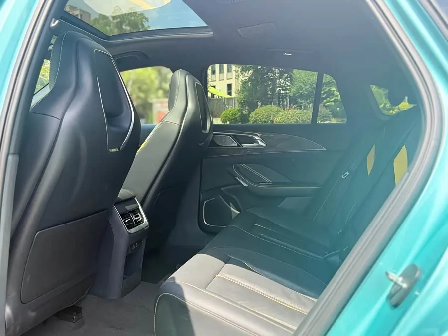 Hongqi H6 Hongqi H6 2023 2.0T Luxury Edition 2023 — миниатюра 3