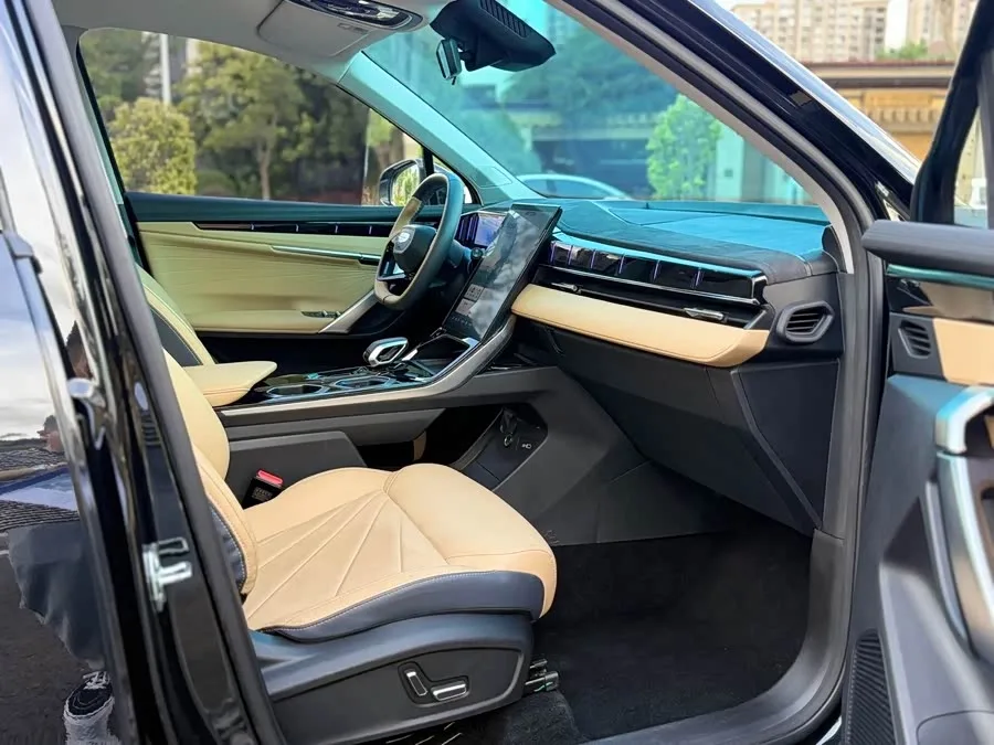 Geely Atlas L Boyue L 2023 1.5TD DCT Premium Edition 2024 — миниатюра 4