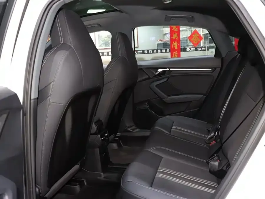 Audi A3 2022 A3L Limousine 35 TFSI Fashion Sports 2023 — миниатюра 5