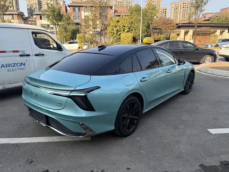 Hongqi H6 Hongqi H6 2023 2.0T Ultimate Edition 2023 — миниатюра 2