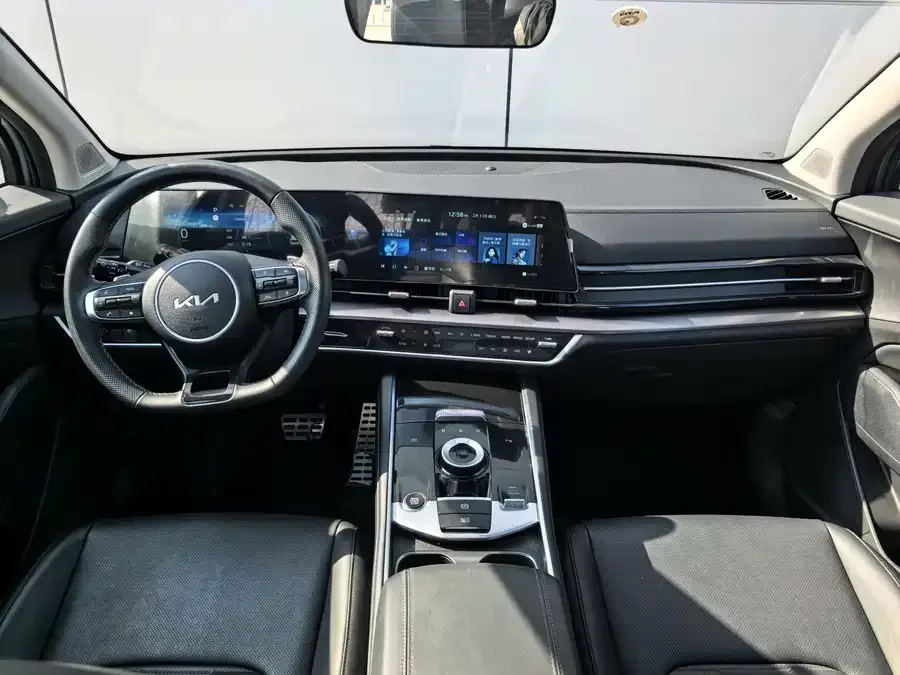 Kia Lion Platinum Lion Bo Tuojie 2025 2.0T 2WD Premium Edition 2025 — миниатюра 4