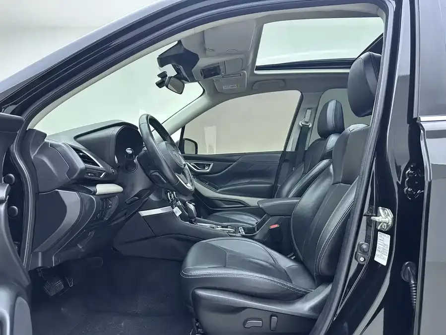 Subaru Forester Forester 2022 2.0i AWD Luxury Edition EyeSight 2022 — миниатюра 4