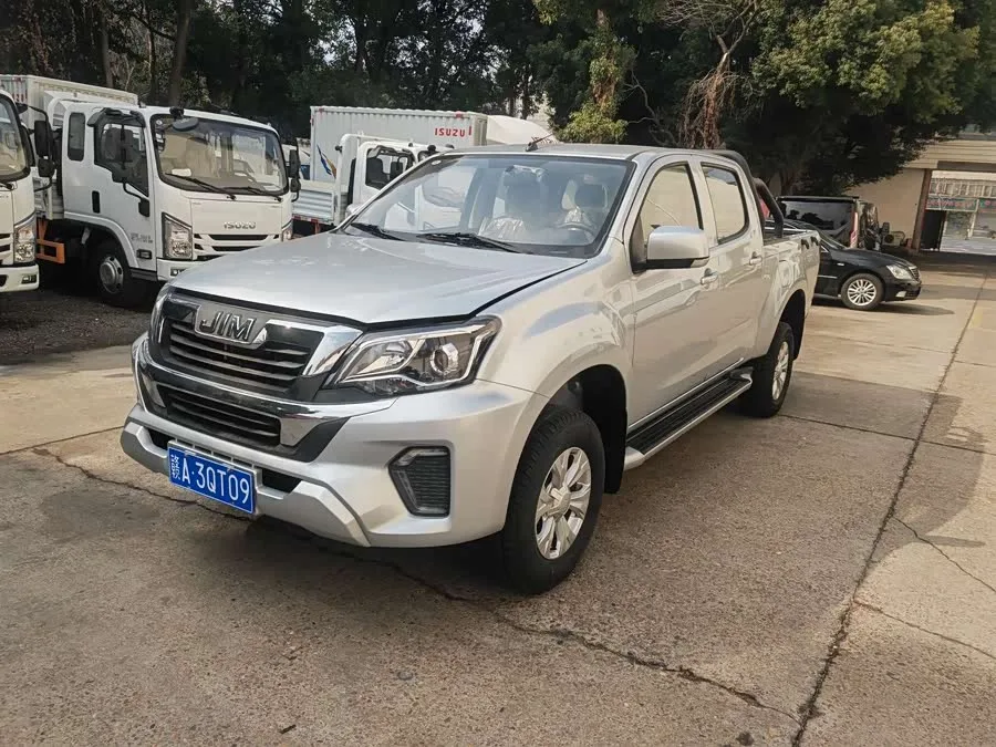 Isuzu RE-MAX Ruimai RE-MAX 2023 2.5T Diesel Manual 2WD Luxury Edition Long Wheelbase 2026 — фото 1, купить с доставкой в Москву