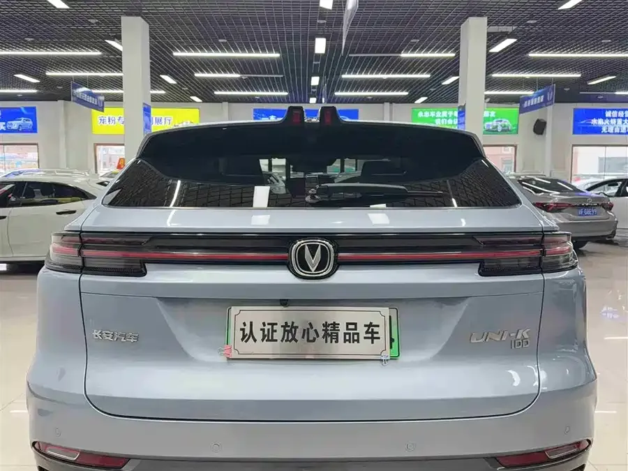 Changan UNI-K Changan UNI-K iDD 2022 Blue Whale iDD 130km 1.5T Premium Edition 2022 — миниатюра 2