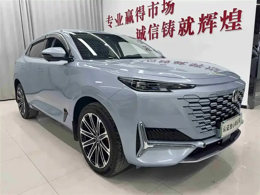 Changan UNI-K Changan UNI-K iDD 2022 Blue Whale iDD 130km 1.5T Premium Edition 2022 — миниатюра 3