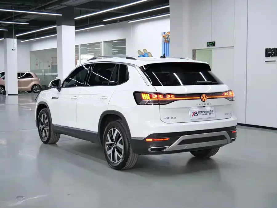Volkswagen Tayron Tanyue 2024 300TSI 2WD Luxury Plus Advanced Edition 2024 — миниатюра 2