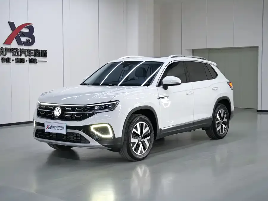 Volkswagen Tayron Tanyue 2024 300TSI 2WD Luxury Plus Advanced Edition 2024 — фото 1, купить с доставкой в Москву