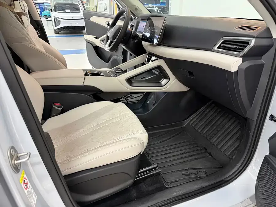 BYD Yuan UP Yuan UP 2024 401KM Vitality Edition 2024 — миниатюра 5