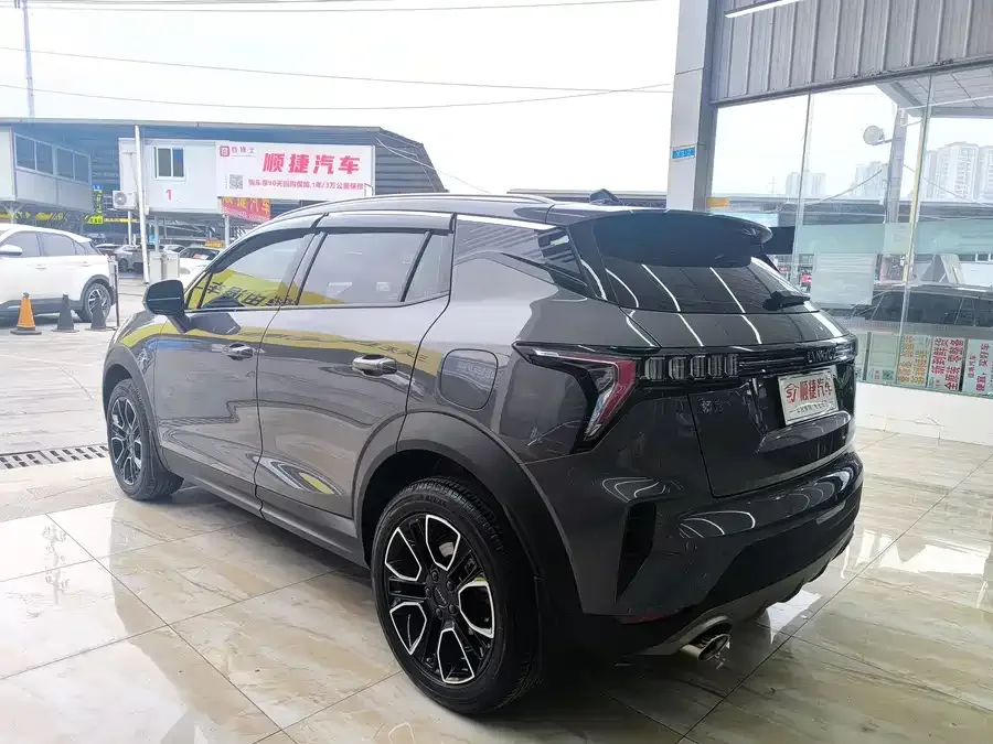 Lynk & Co 06 Lynk & Co 06 2023 Remix 1.5T Plus 2023 — миниатюра 3