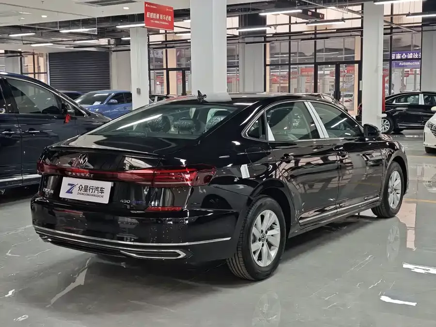 Volkswagen Passat New Energy Passat New Energy 2025 430PHEV Hybrid Business Edition 2025 — миниатюра 2