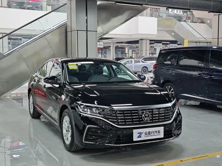 Volkswagen Passat New Energy Passat New Energy 2025 430PHEV Hybrid Business Edition 2025 — миниатюра 3