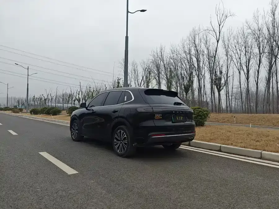 Geely Galaxy Starship 7 Galaxy Starship 7 2025 120km Sailing+ Edition 2025 — миниатюра 3