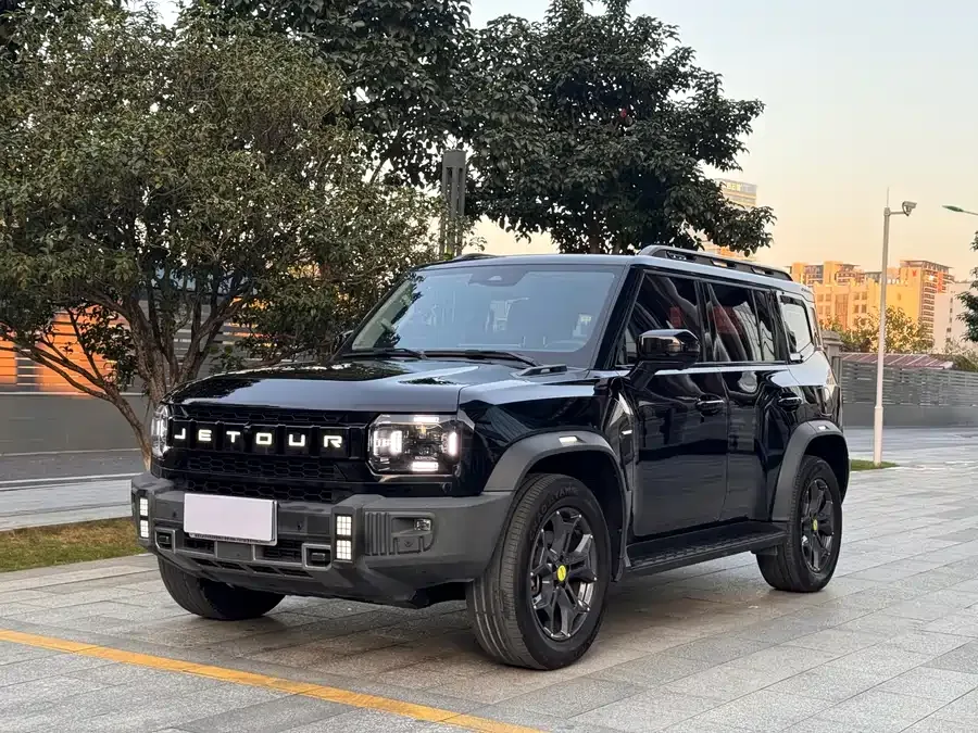 Jetour traveler Jetour Traveler 2023 2.0T 4WD Crossing PRO 2023 — фото 1, купить с доставкой в Москву