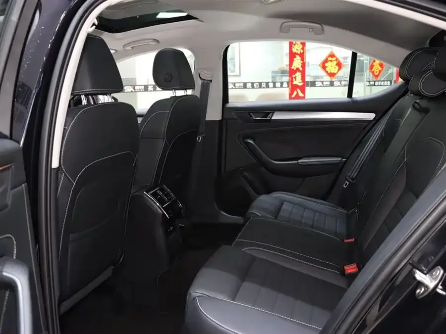 Skoda SuperB Superpa 2024 TSI280 DSG Exclusive Edition 2024 — миниатюра 5