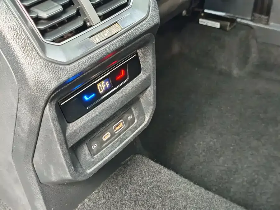 Volkswagen Tiguan X Tiguan X 2022 330TSI 2WD Flagship Edition 2023 — миниатюра 5