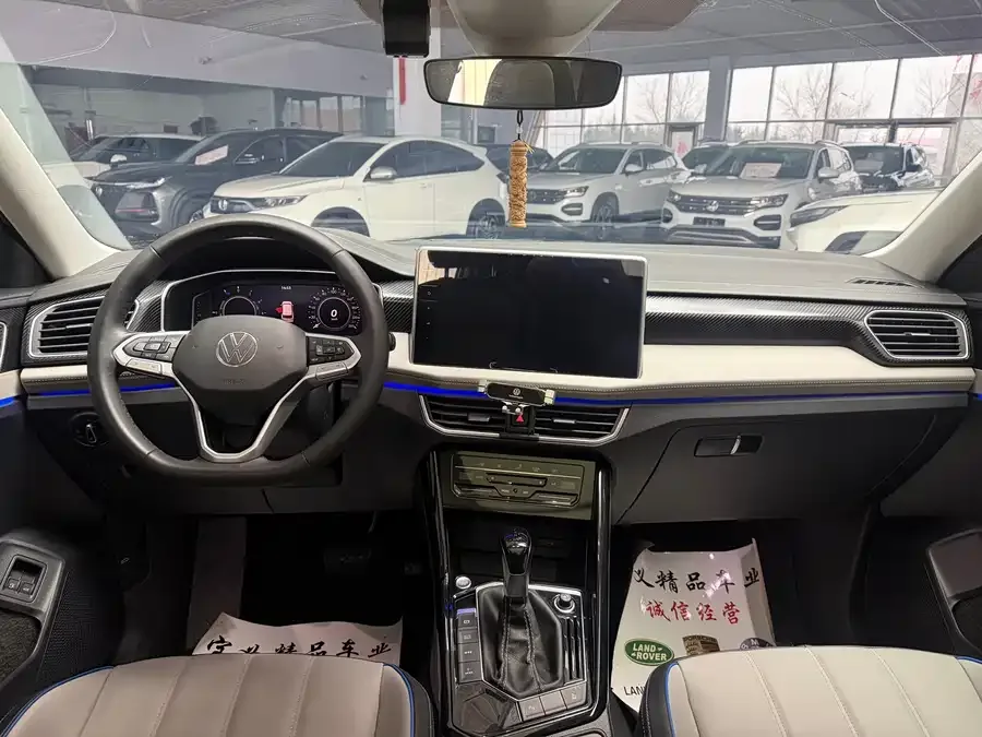 Volkswagen Tayron GTE plug-in hybrid Tanyue GTE plug-in hybrid 2023 280TSI Luxury Plus Advanced Edition 2023 — миниатюра 4
