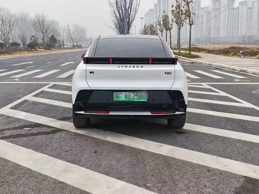 Lynk & Co Z20 Lynk & Co Z20 2025 530km RWD Max 2024 — миниатюра 2
