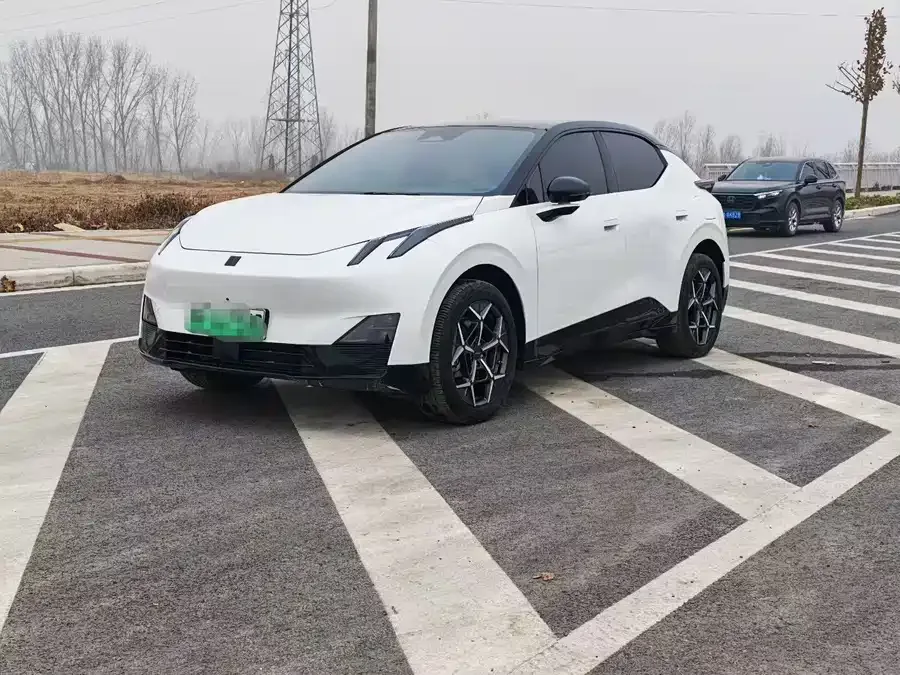 Lynk & Co Z20 Lynk & Co Z20 2025 530km RWD Max 2024 — фото 1, купить с доставкой в Москву