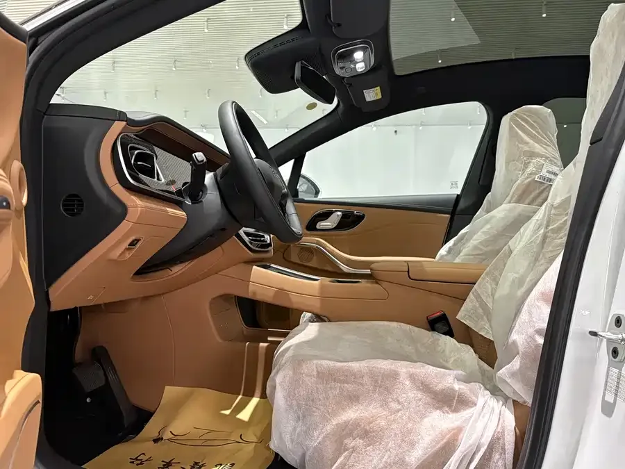 Roewe Feifan R7 Feifan R7 2025 Urban Edition 2025 — миниатюра 2
