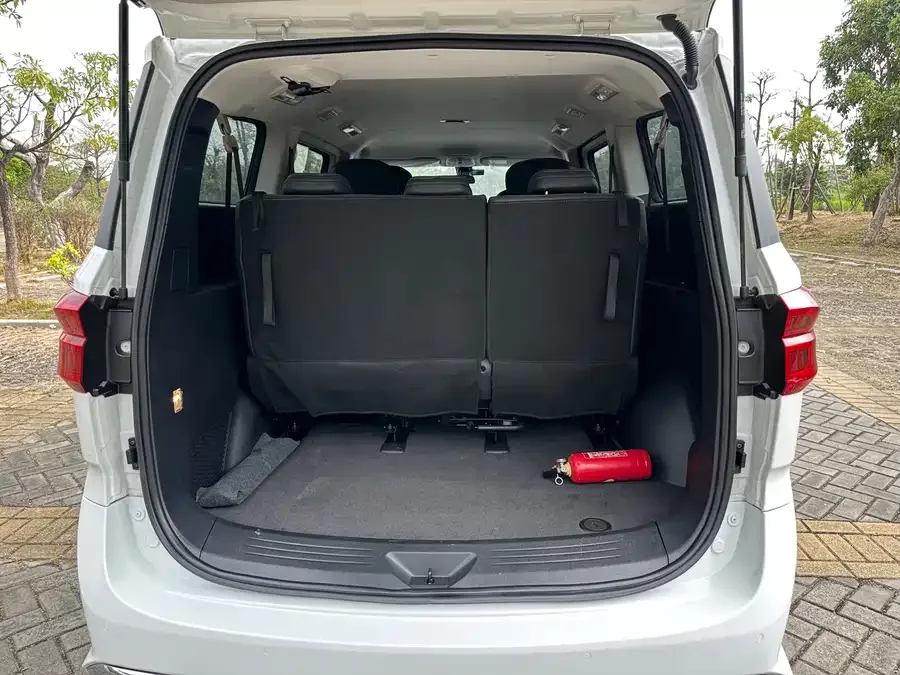 Maxus G20 2023 ES 2.0T gasoline automatic value version 2023 — миниатюра 5