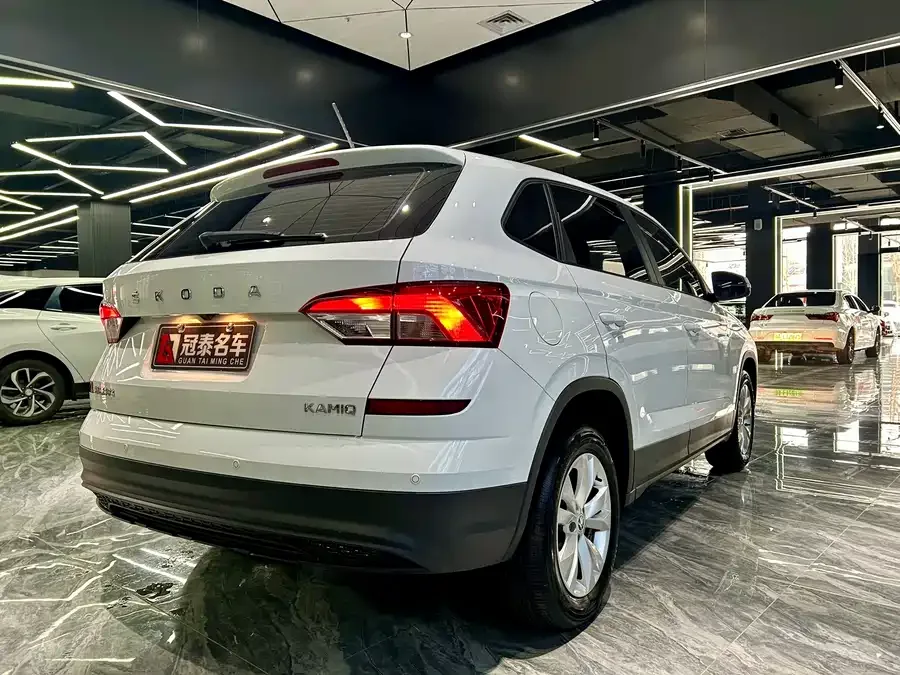 Skoda Kamiq 2024 KAMIQ 1.5L Automatic Power Edition 2024 — миниатюра 2
