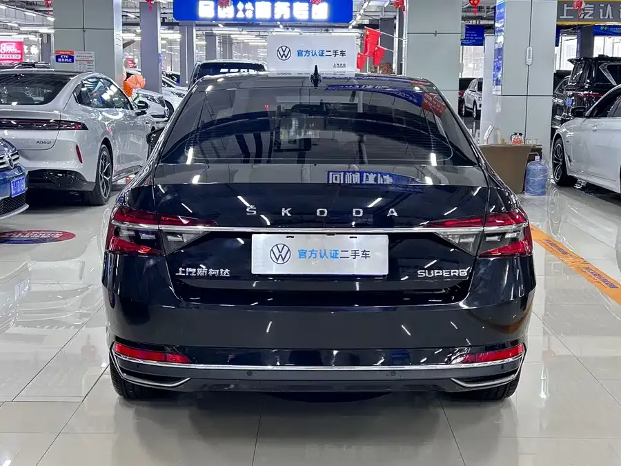 Skoda SuperB Superb 2023 facelifted TSI280 DSG exclusive version 2024 — миниатюра 4