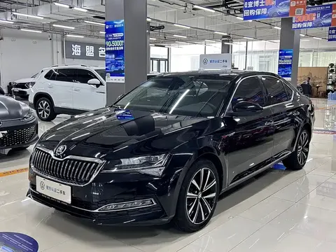 Skoda SuperB 2024 купить в Москве