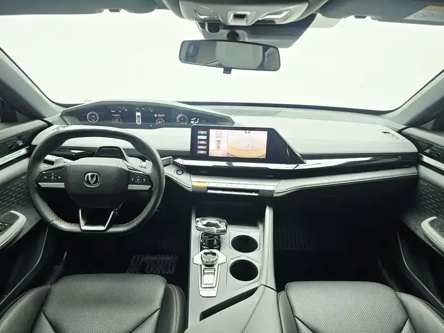 Changan UNI-V Changan UNI-V 2022 1.5T Smart Pilot Edition 2022 — миниатюра 3
