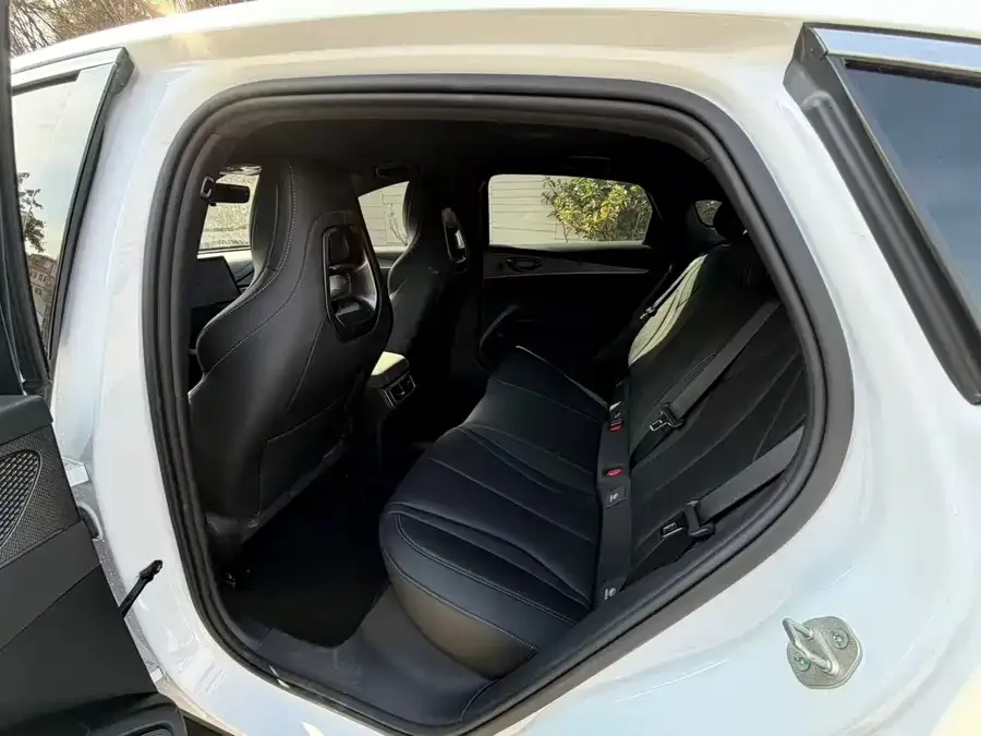 BYD Seal 06 Seal 06 2025 DM-i Intelligent Driving Edition 80KM Luxury Model 2025 — миниатюра 2