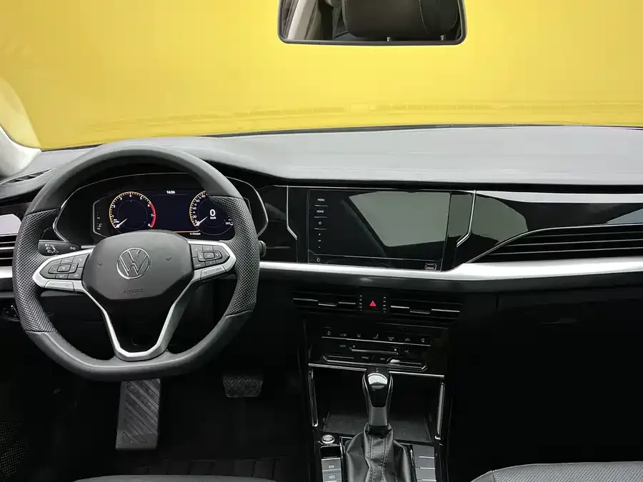 Volkswagen Passat Passat 2025 PRO 380TSI Starry Sky Dragon Edition 2025 — миниатюра 2