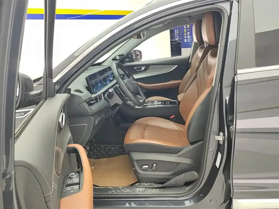 Chery Tiggo 8 PLUS Tiggo 8 PLUS 2022 290TGDI DCT luxury edition+ 2023 — миниатюра 3
