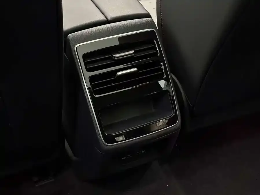 Volkswagen ID.7 VIZZION Volkswagen ID.7 VIZZION 2024 First Edition 2024 — миниатюра 3