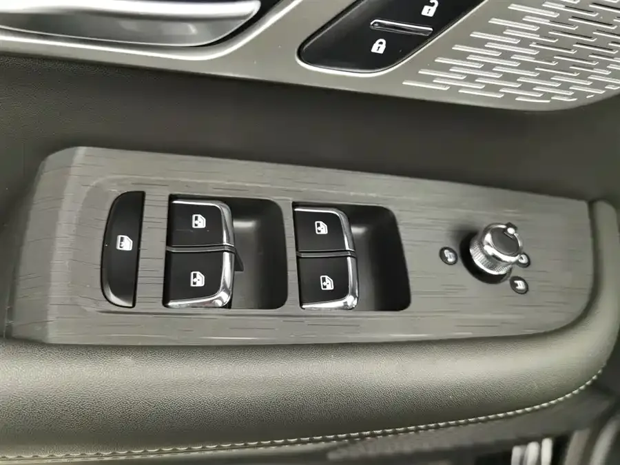 Dongfeng Haoji Haoji 2024 Mach Power 1.5T Premium Model 2024 — миниатюра 3