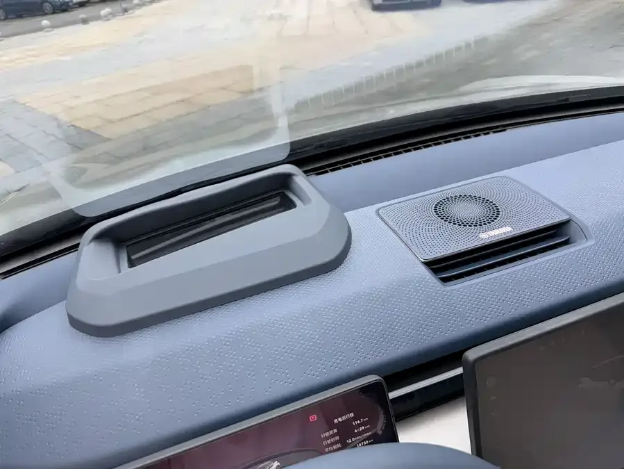 Zeekr X Zeekr X 2025 five-seat rear-wheel drive version 2025 — миниатюра 5