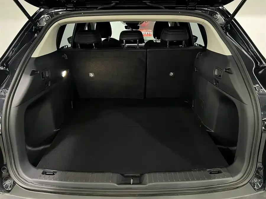 Mazda CX-50 Mazda CX-50 also available for 2023 2.0L Leading Edition 2024 — миниатюра 4