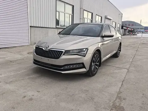 Skoda SuperB 2023 купить в Москве