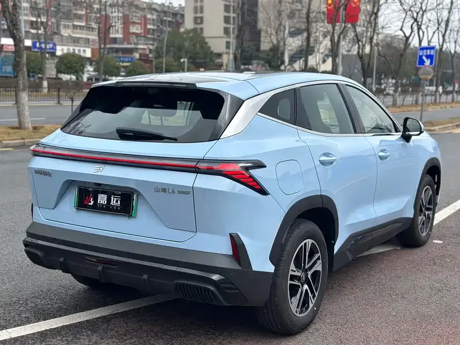 Jetour L6 JETOUR SHANHAI L6 2024 1.5TD DHT MAX 2025 — миниатюра 2