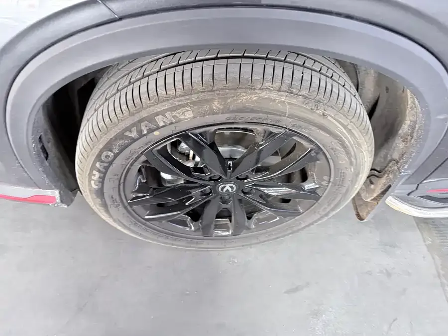 Changan X5 PLUS Changan X5 PLUS 2025 1.5T DCT Pioneer Edition 2025 — миниатюра 2