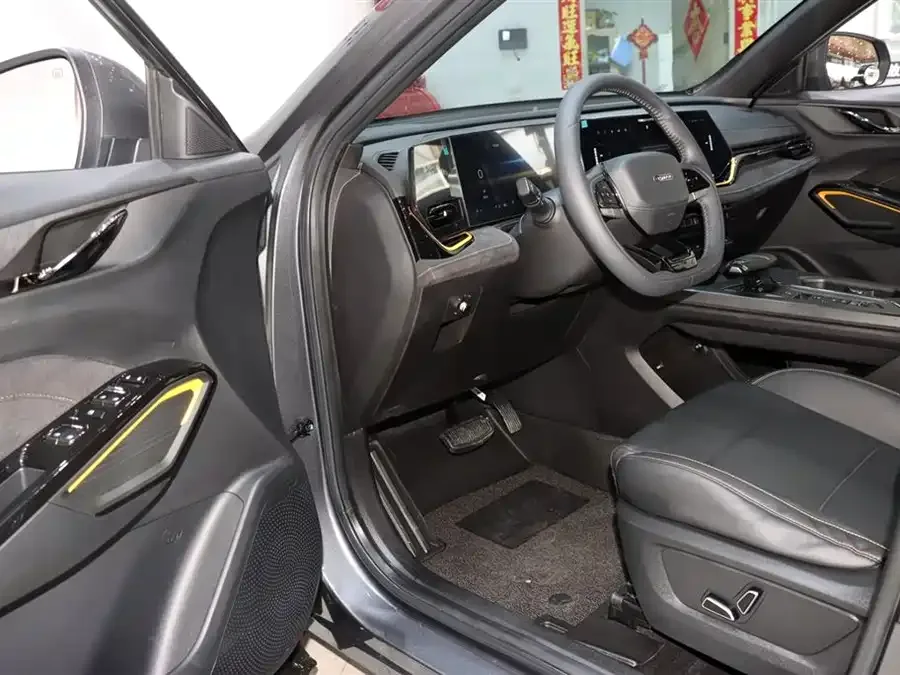 Oshan X5 PLUS Changan Auchan X5 PLUS 2023 1.5T DCT Zhiqu AI Edition 2023 — миниатюра 3