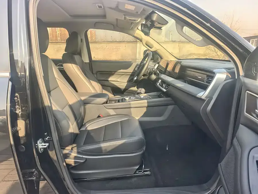 Great Wall gun 2023 2.0T Passenger Edition Automatic Gasoline Four-wheel Drive Comfort Type GW4C20B 2023 — миниатюра 4