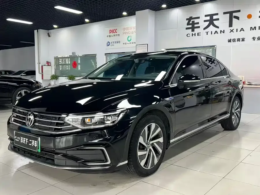 Volkswagen Magotan GTE plug-in hybrid Magotan GTE plug-in hybrid 2022 GTE luxury model 2023 — фото 1, купить с доставкой в Москву