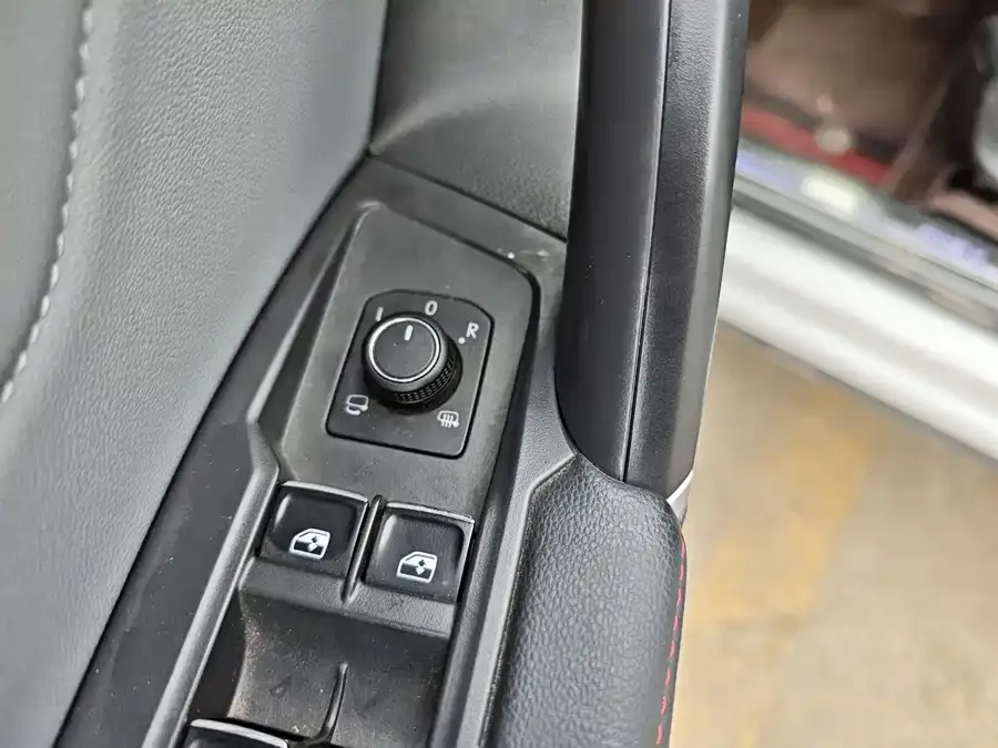 Volkswagen Tiguan L New Energy Tiguan L New Energy 2023 430PHEV Plug-in Hybrid Premium Edition 2023 — миниатюра 5