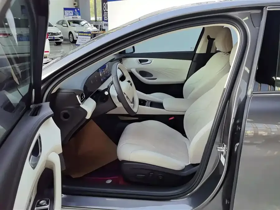 Roewe D7 Roewe D7 2023 DMH 125km Excellence Edition 2024 — миниатюра 3