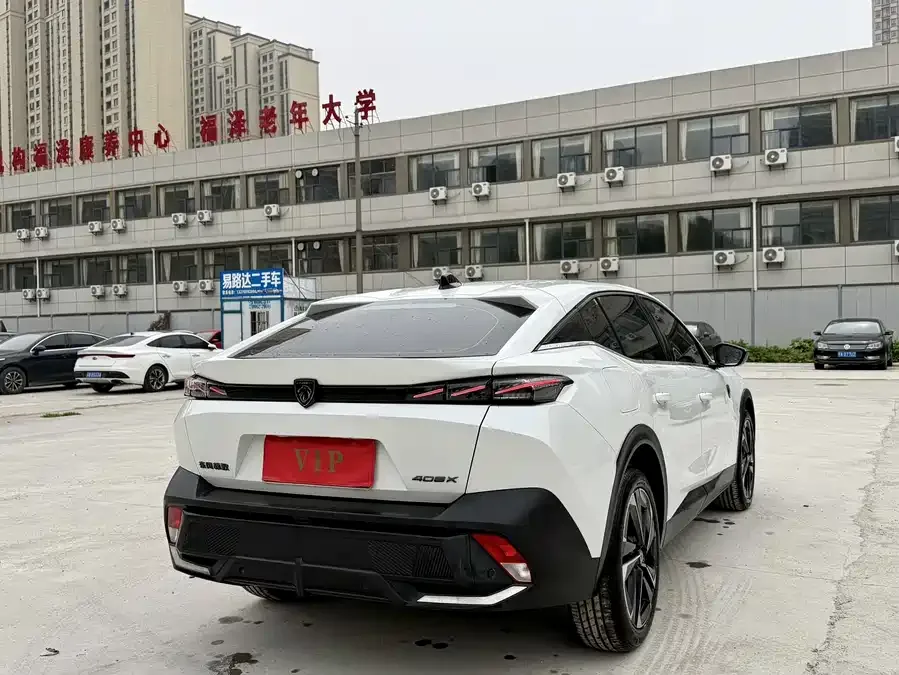 Peugeot 408X Peugeot 408X 2023 Charm Edition 2024 — миниатюра 4