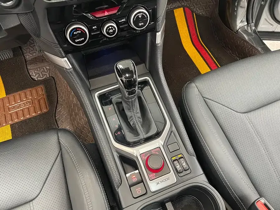 Subaru Forester Forester 2022 2.0i AWD Luxury Edition EyeSight 2022 — миниатюра 5