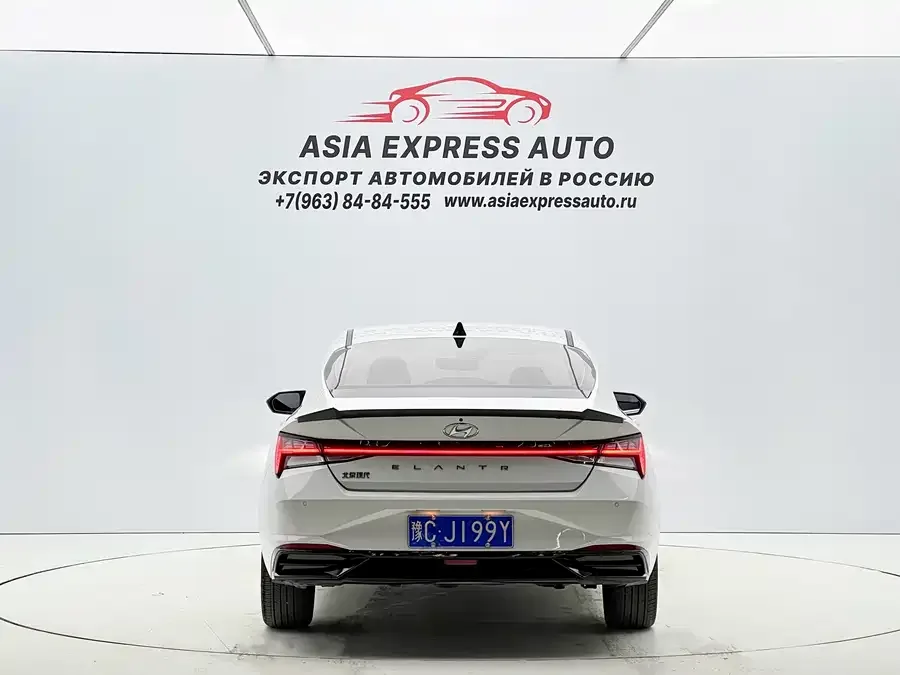 Hyundai Elantra Elantra 2021 1.5L CVT LUX Premium Edition 2022 — миниатюра 2